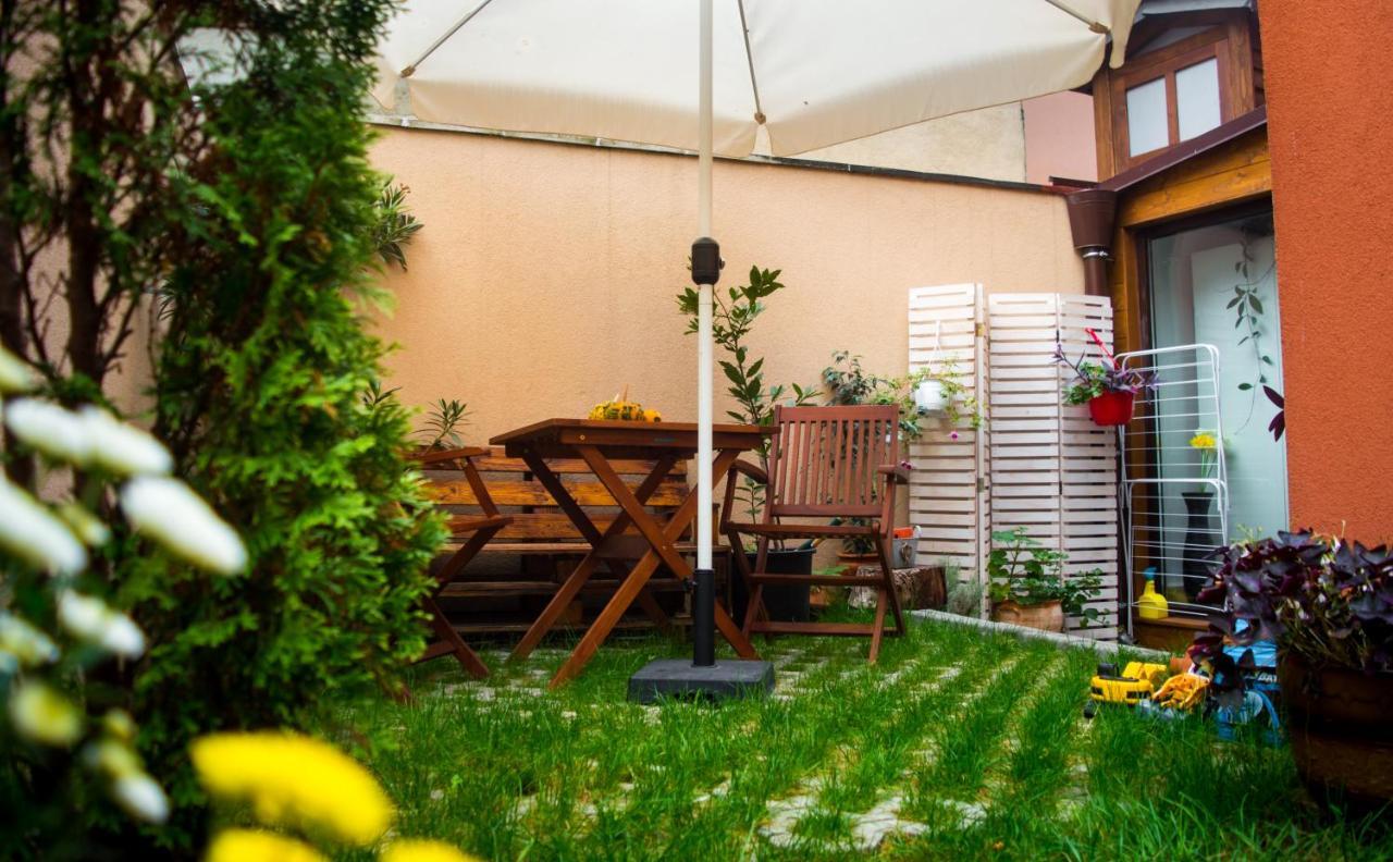 Dreamcatcher'S Home By Rv Apartments فارنا المظهر الخارجي الصورة